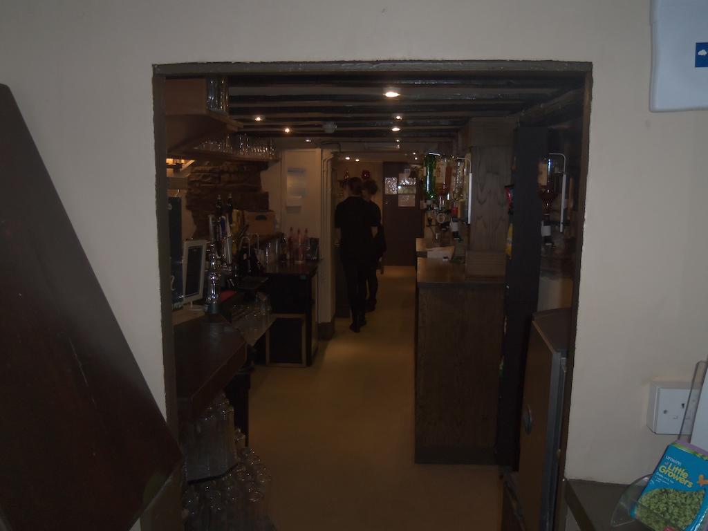 The Cross Inn Cauldon Экстерьер фото