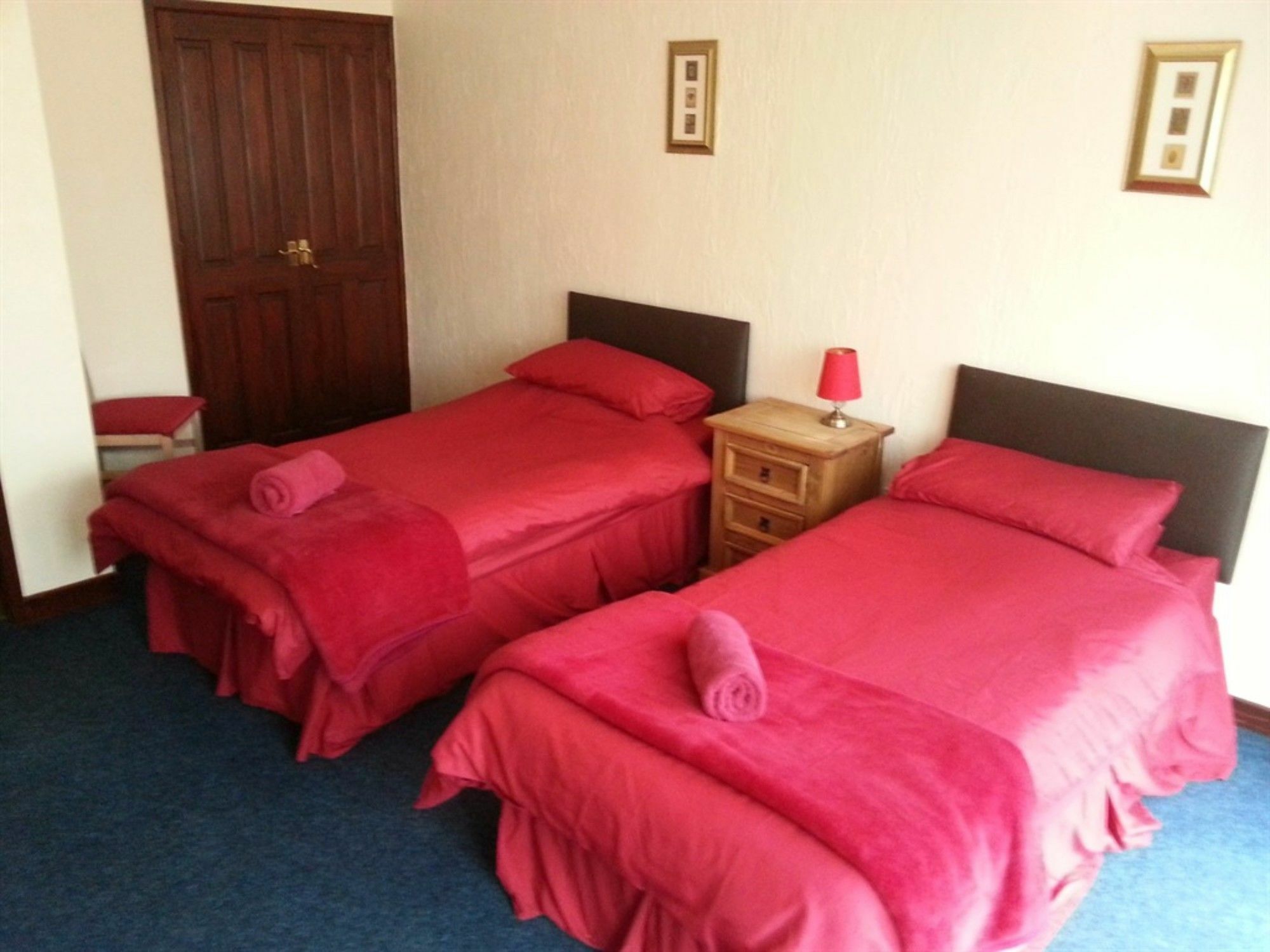 The Cross Inn Cauldon Экстерьер фото